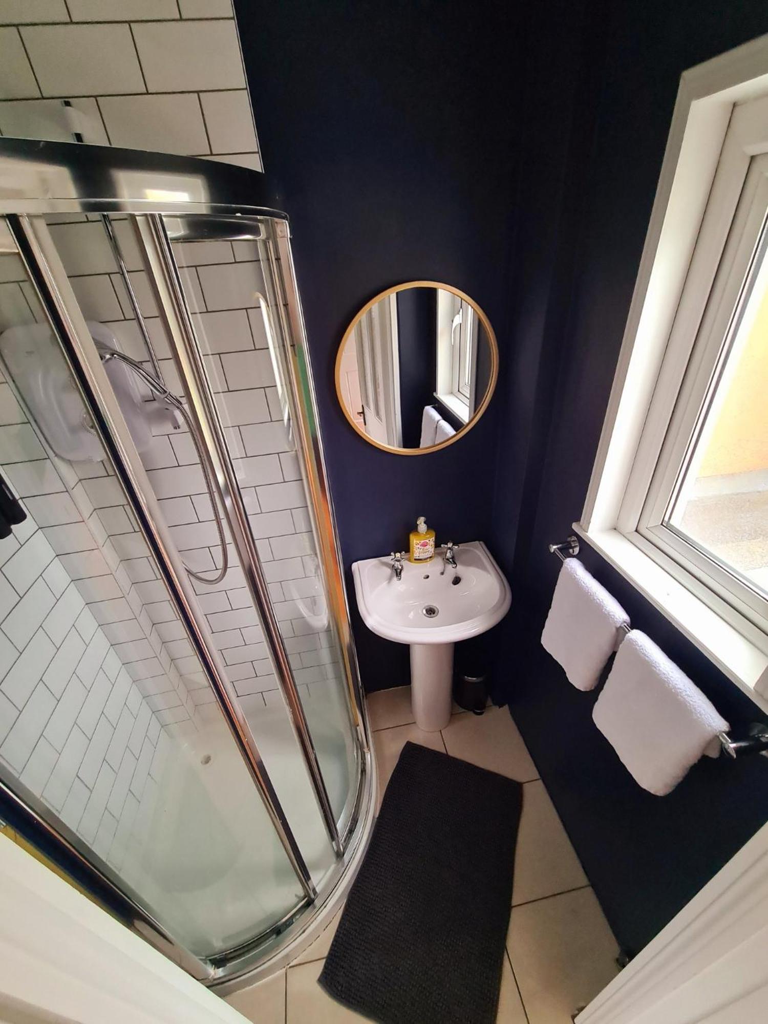 Stylish 3 Bedroom Galway House Экстерьер фото