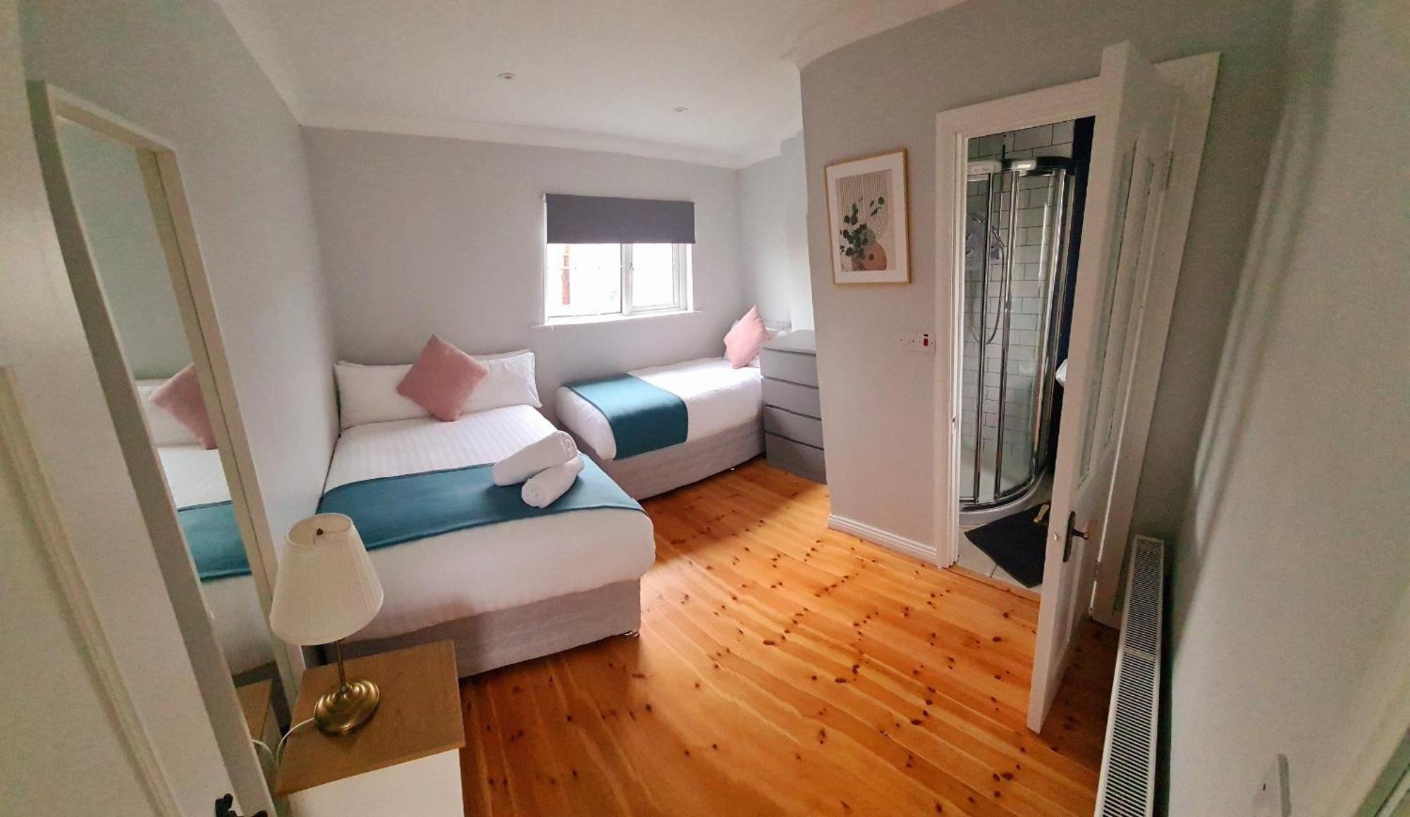 Stylish 3 Bedroom Galway House Экстерьер фото